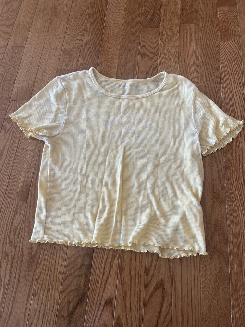 American Eagle Outfitters Pale Yellow Ribbed Crewneck Tee